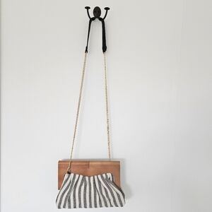 ANTIK KRAFT Anthropology  Soft White And Black Wood Printed Chain Strap Handbag